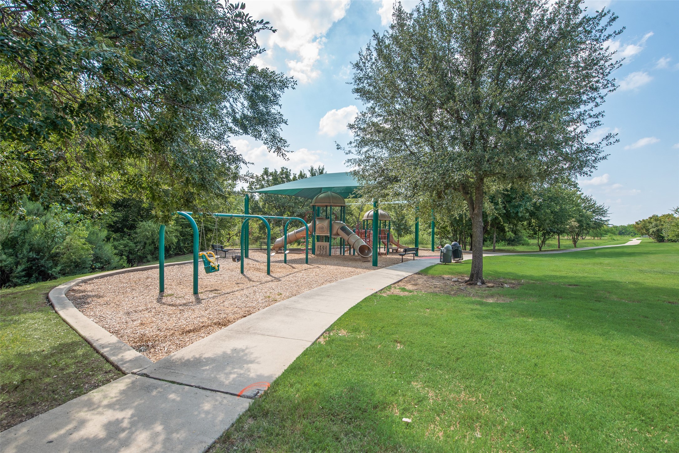 5037 Bomford Drive