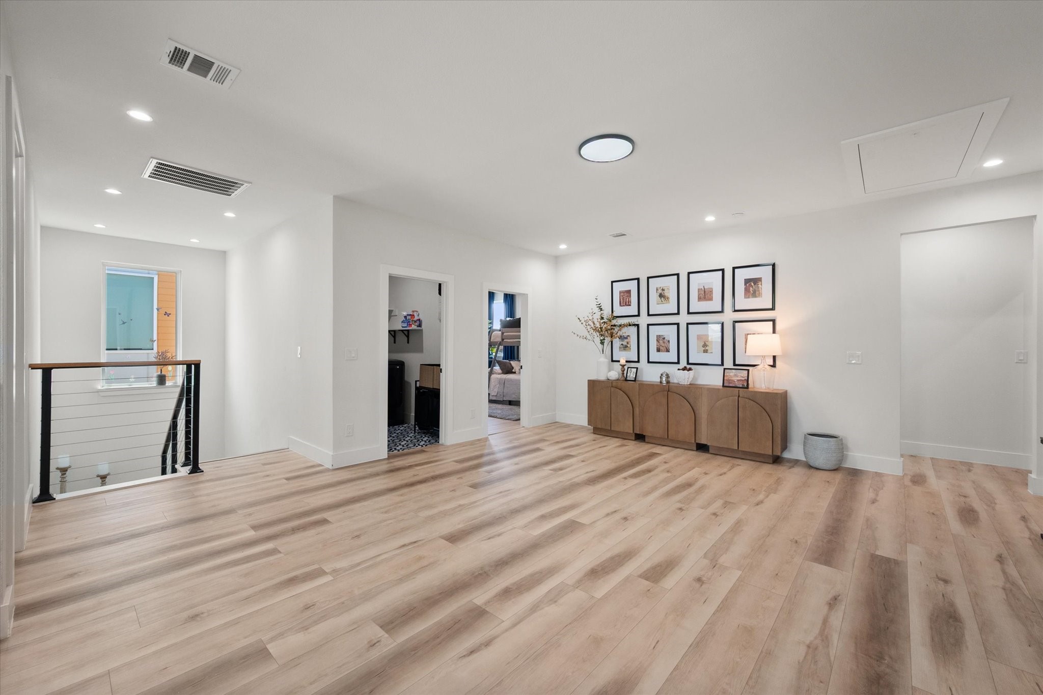 4029 Ivanhoe Lane