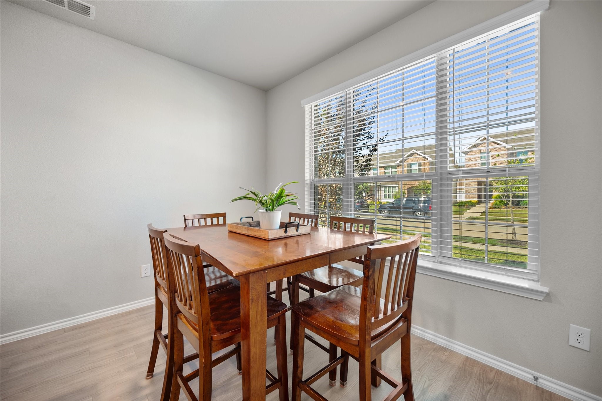 3500 Brentwood Drive