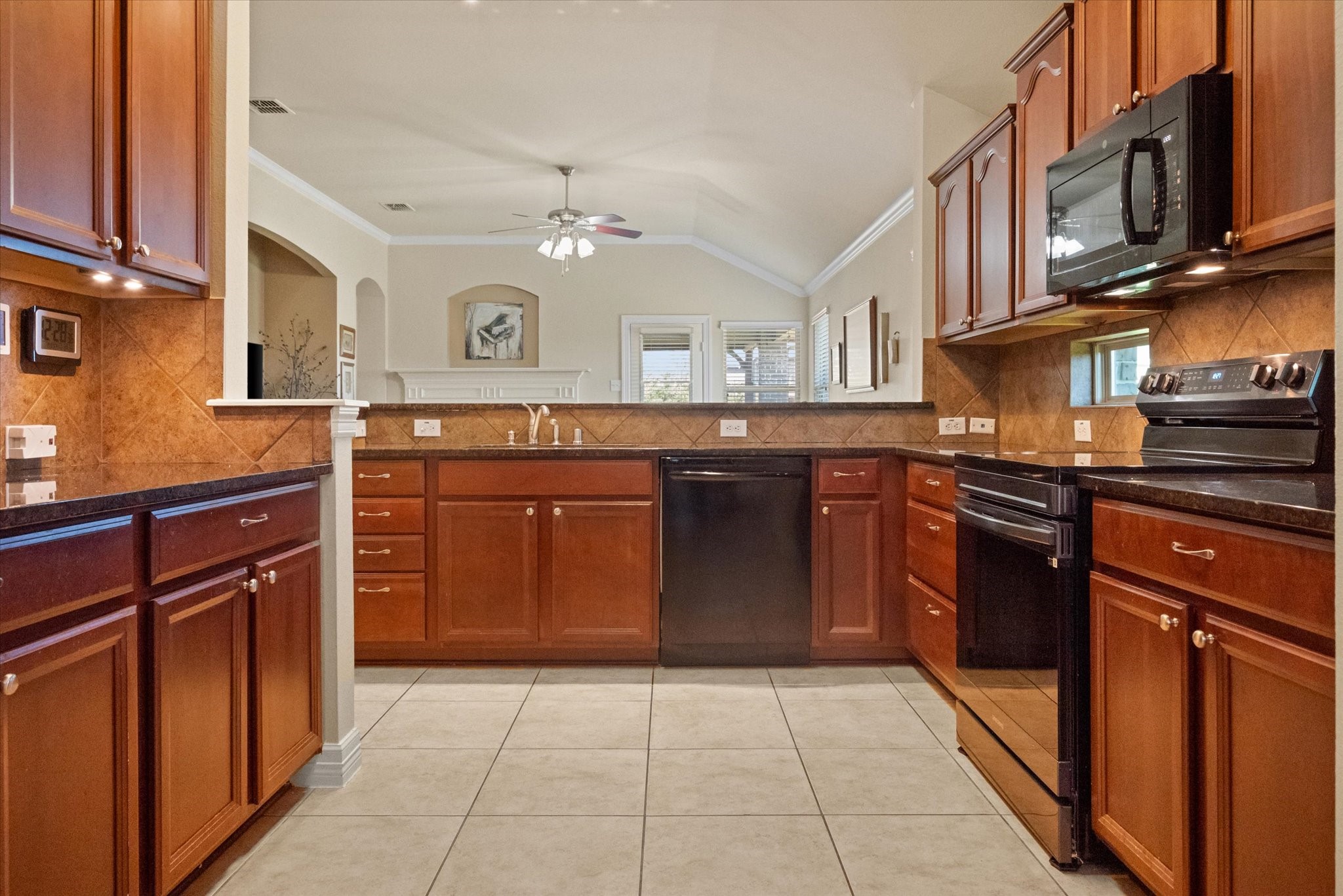 1533 Rosson Road