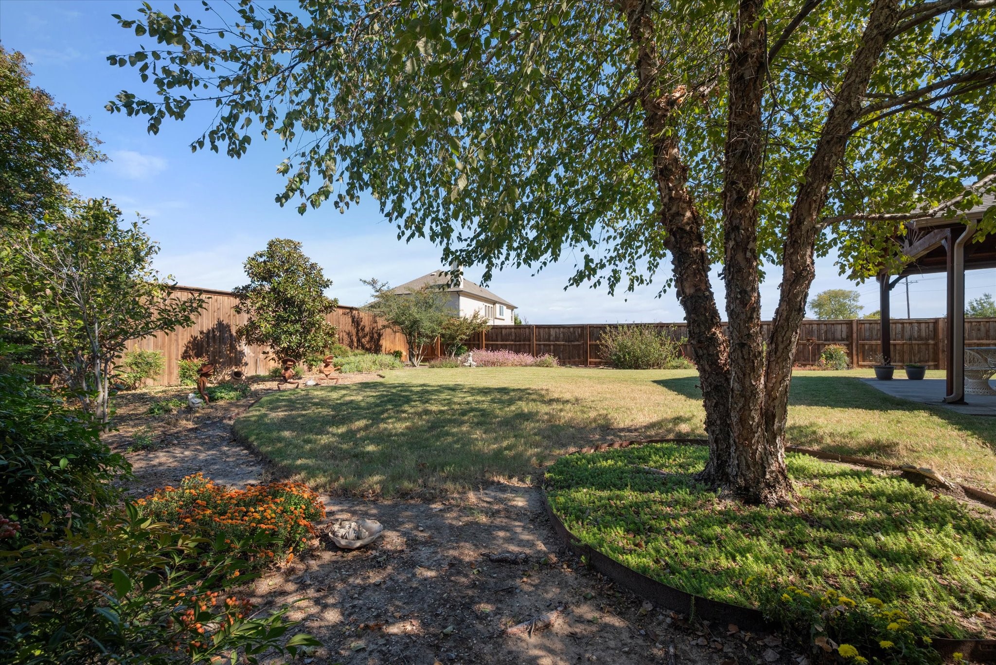 1533 Rosson Road