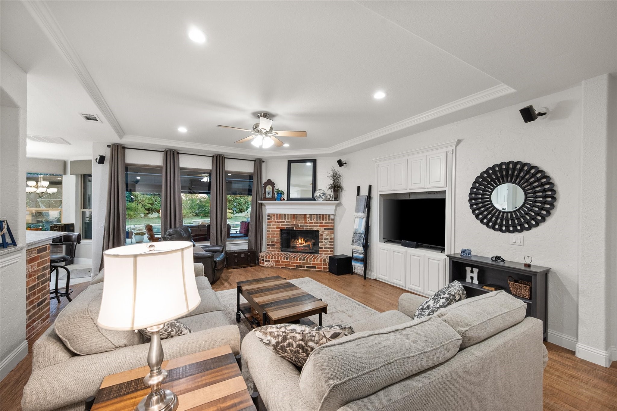 5716 Pinnacle Circle