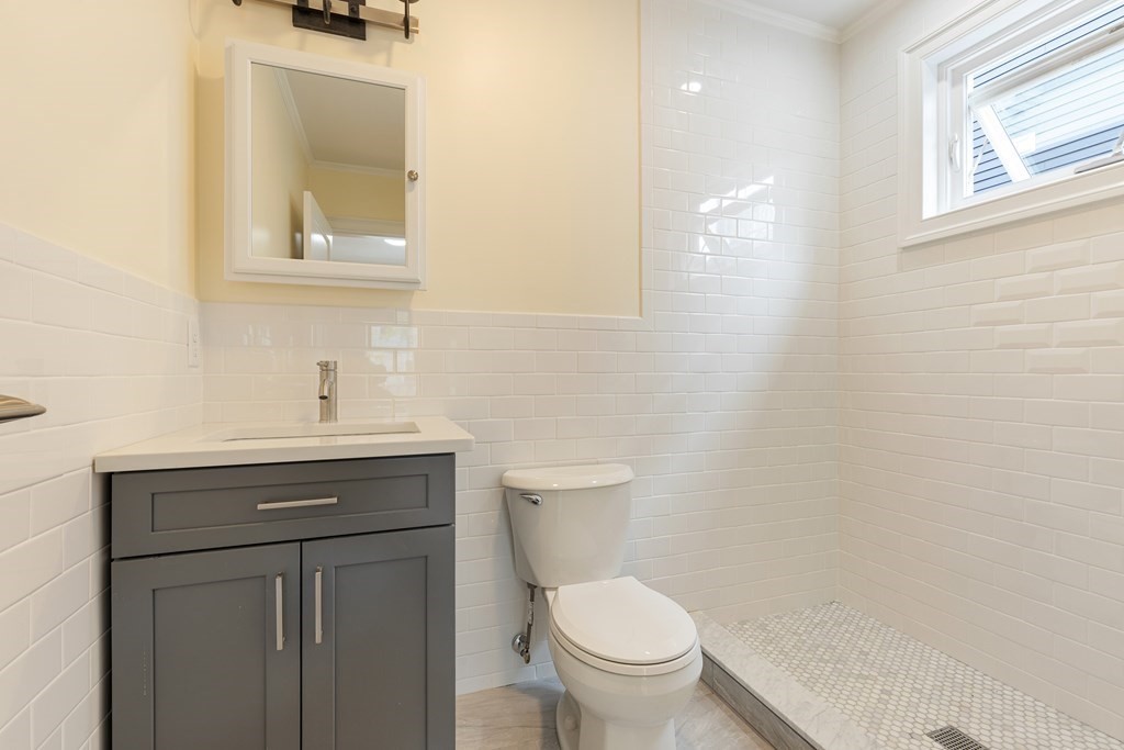 48 West Tremlett # 1