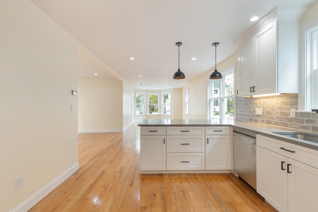 48 West Tremlett # 2