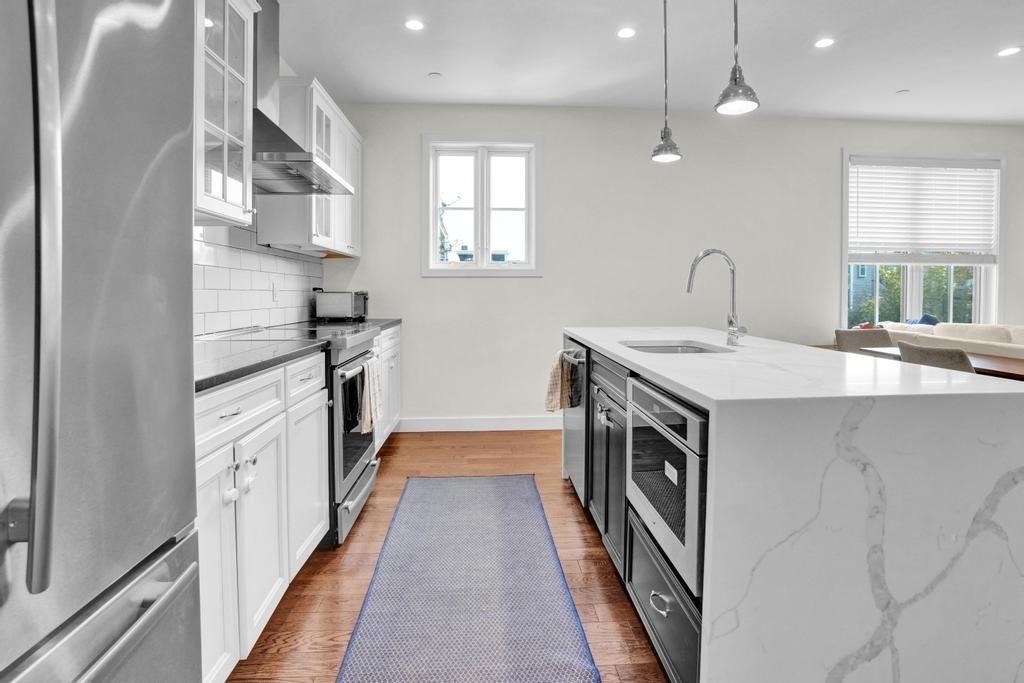 213 East Eagle St # 5