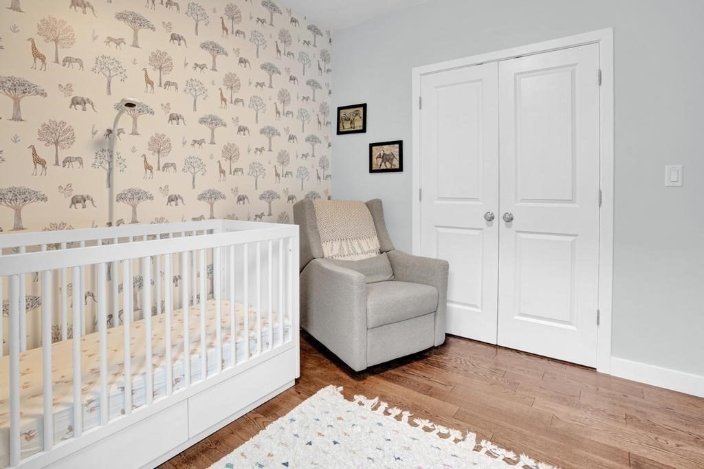 213 East Eagle St # 5