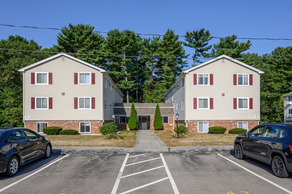 5 Royal Dane Dr # 37