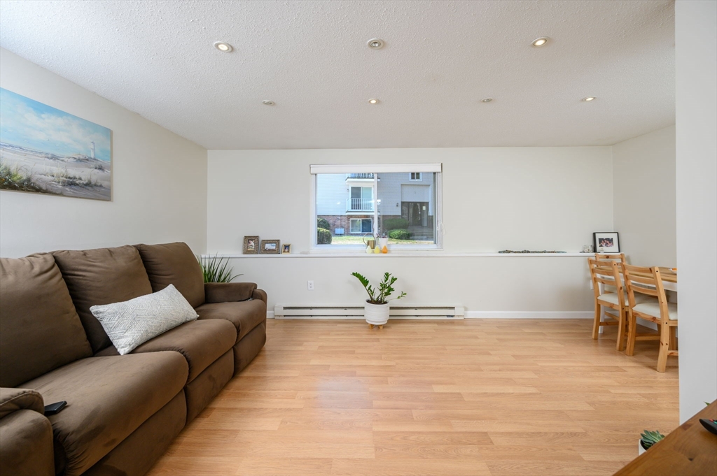 5 Royal Dane Dr # 37