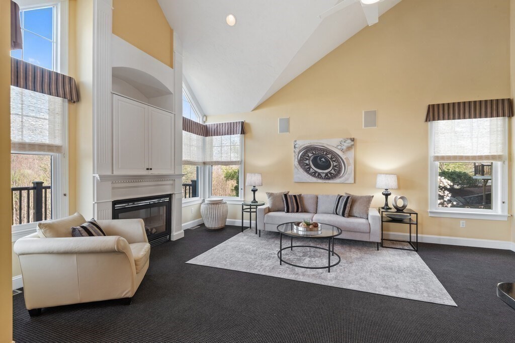 5 Carriage Hill Cir # 5