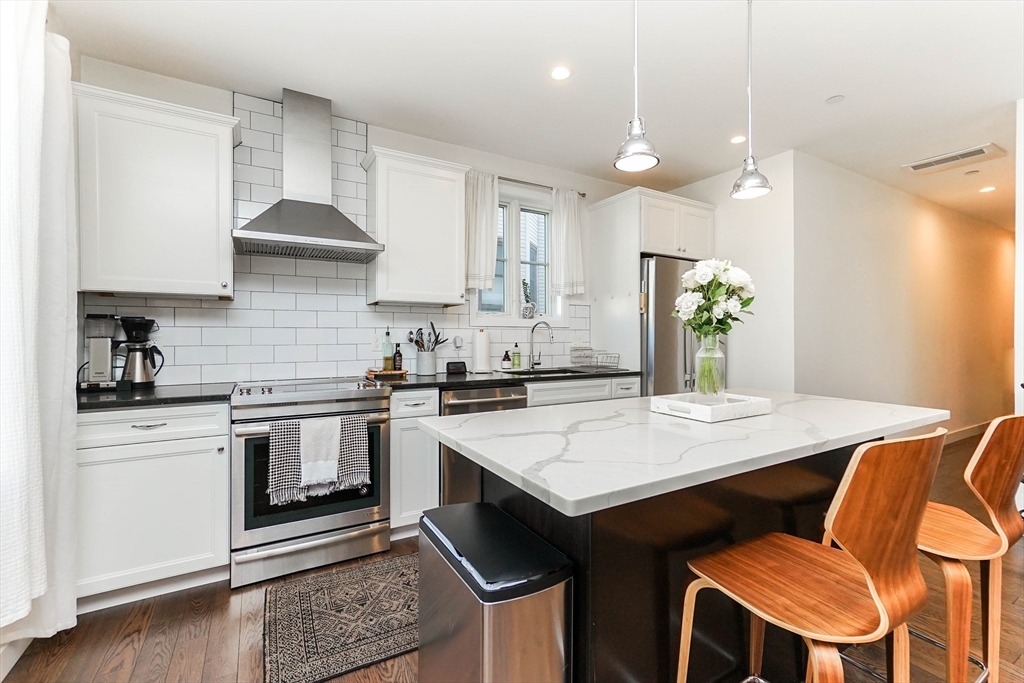 213 East Eagle St # 2