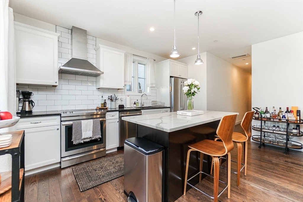 213 East Eagle St # 2