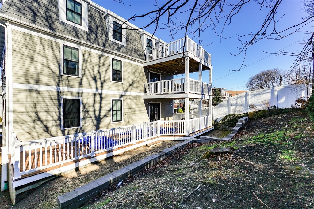 213 East Eagle St # 2