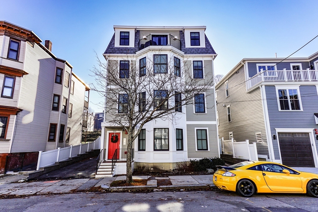 213 East Eagle St # 2