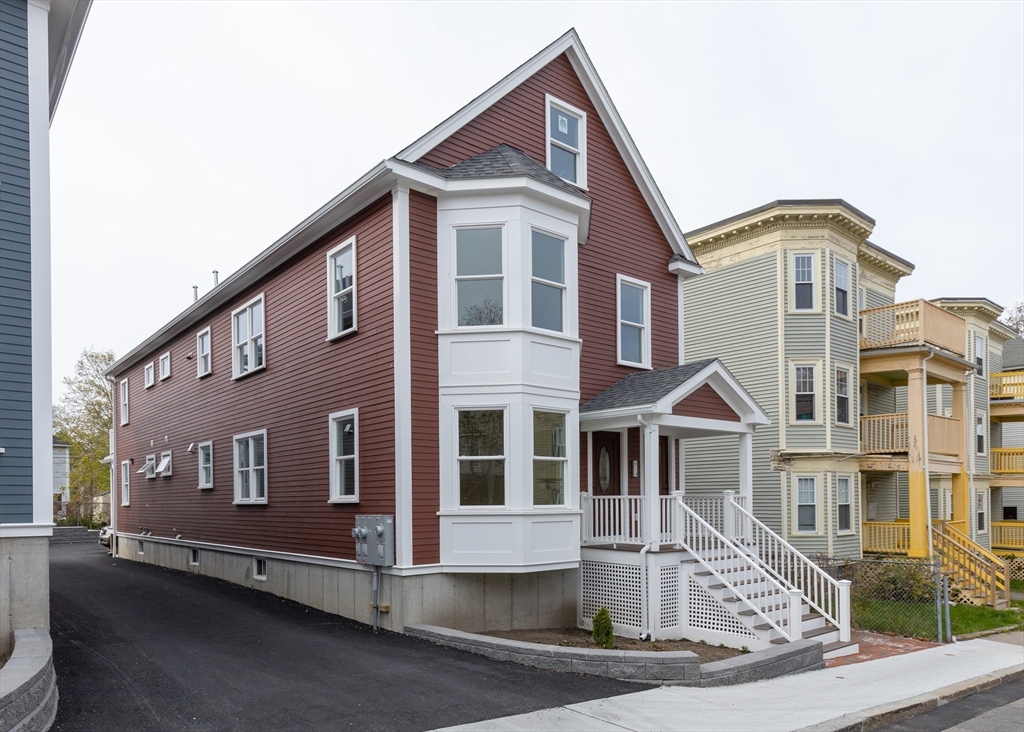 48 West Tremlett St # 1