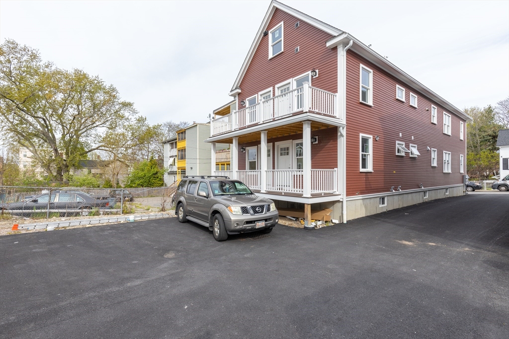 48 West Tremlett St # 1