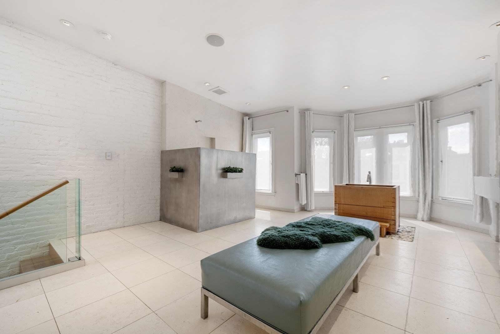 80 Appleton St # 80