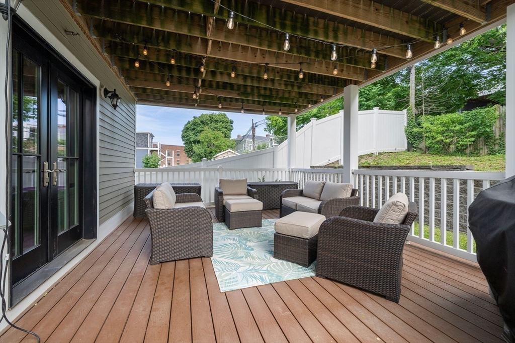 213 E Eagle St # 3