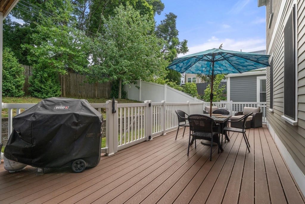 213 E Eagle St # 3
