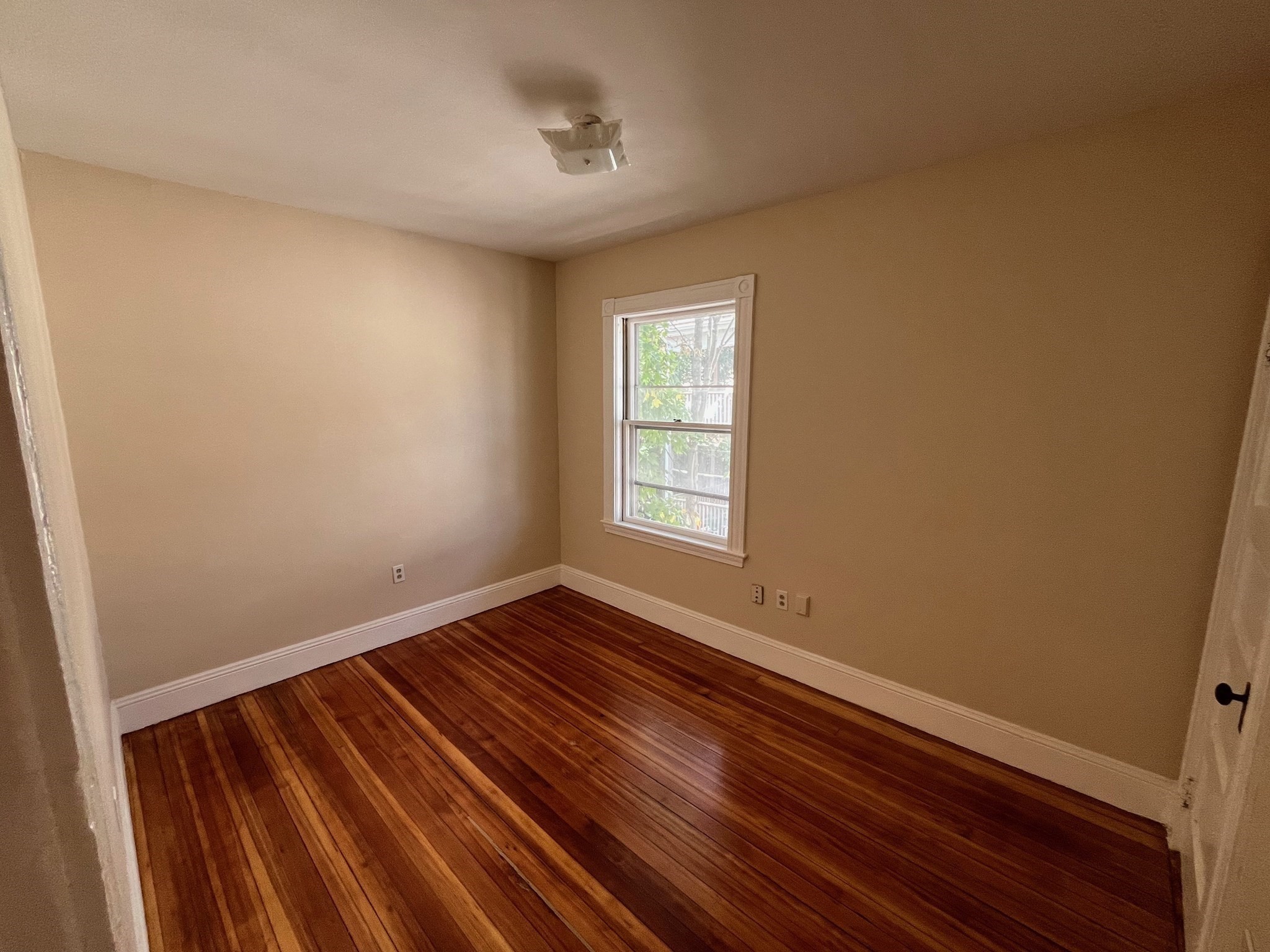 31 Barry St # 2