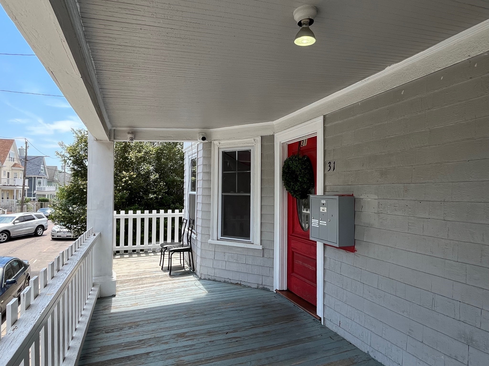 31 Barry St # 2
