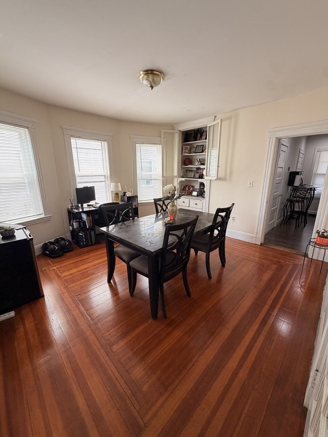 31 Barry St # 2