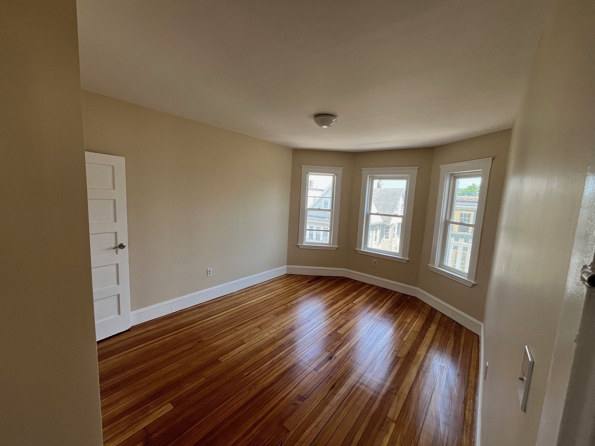31 Barry St # 2