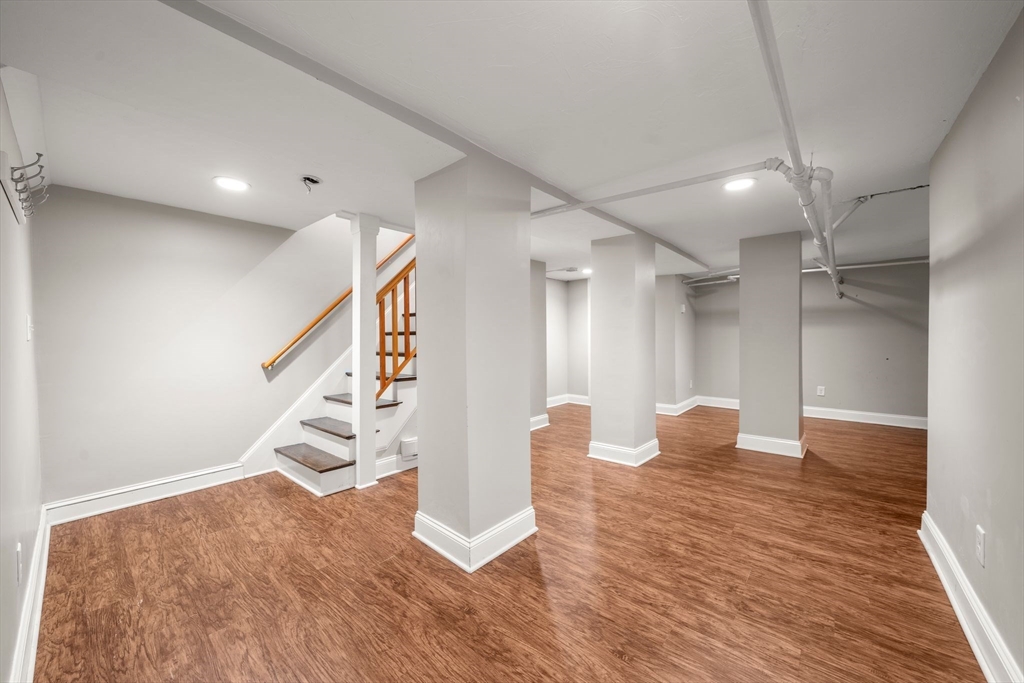 74 Trull St # B