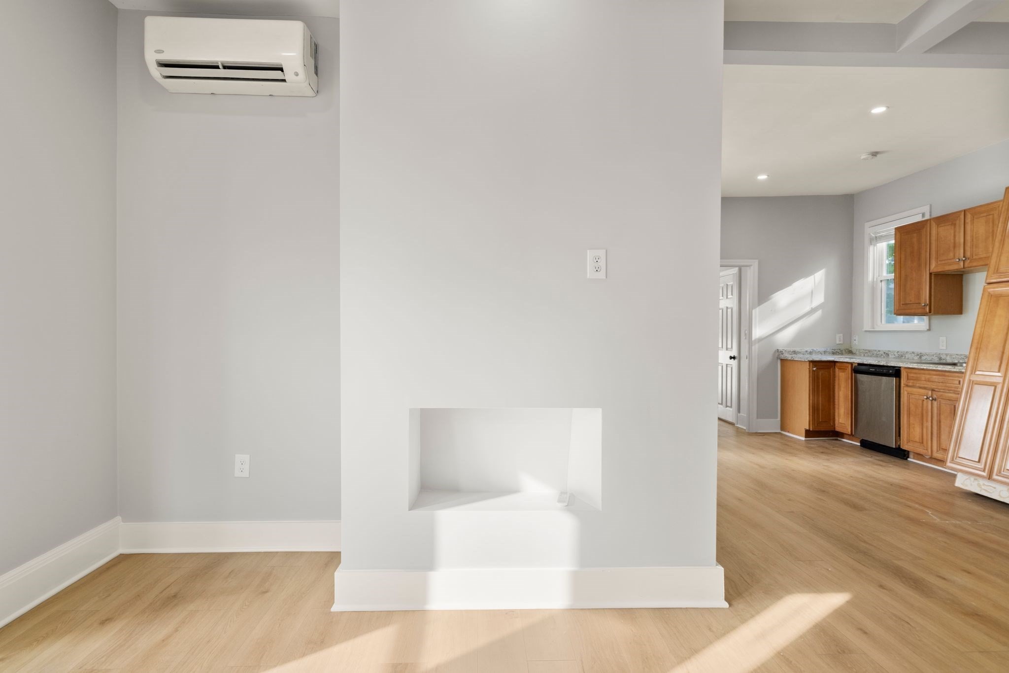 10 Jerome St # 1