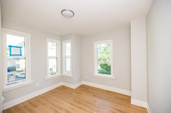 10 Jerome St # 1