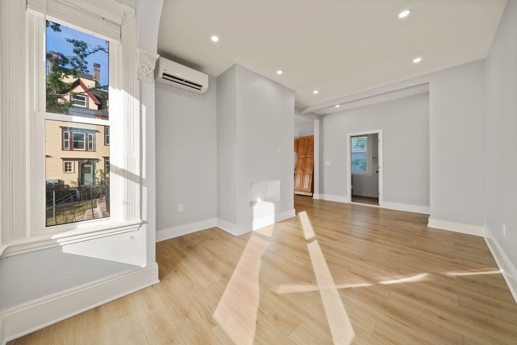 10 Jerome St # 1
