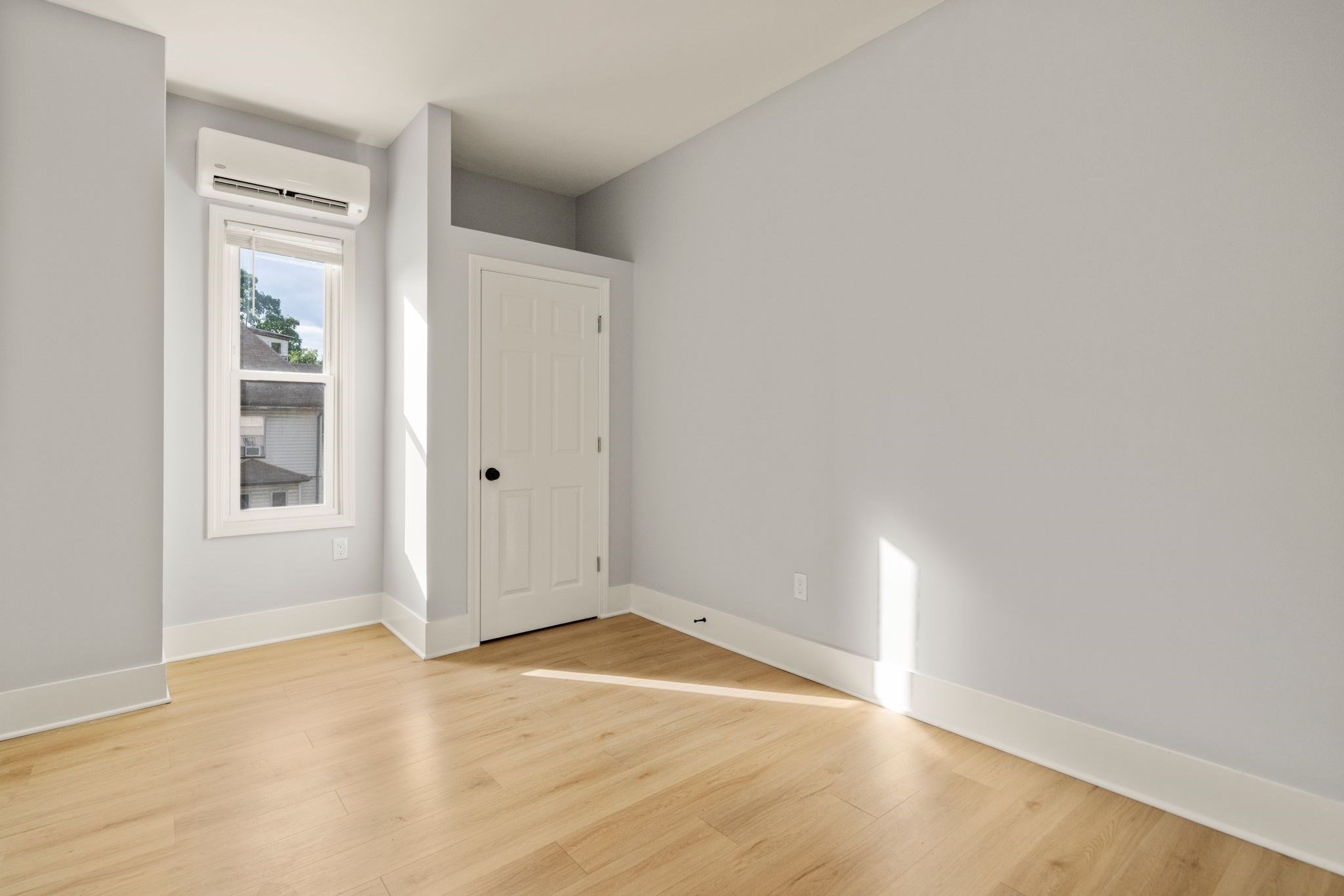10 Jerome St # 1