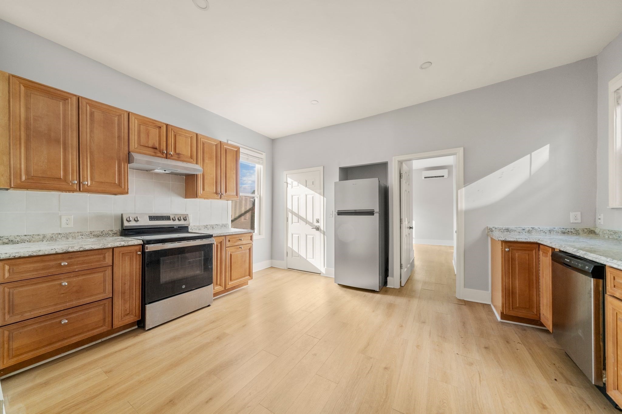 10 Jerome St # 1