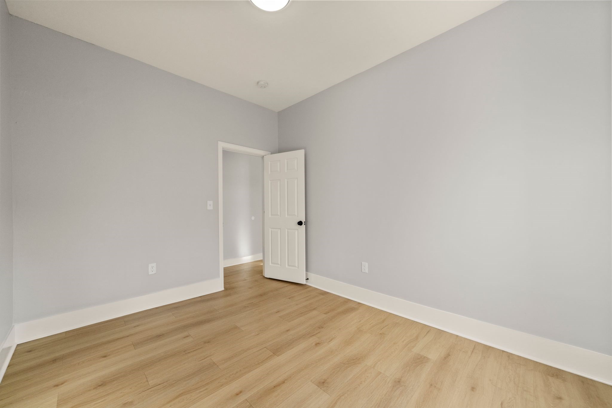10 Jerome St # 1