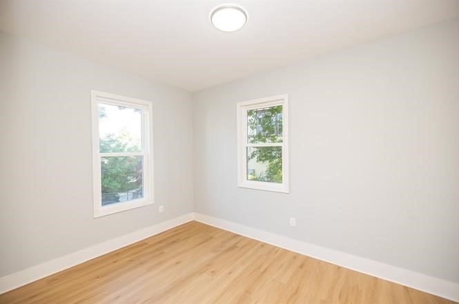 10 Jerome St # 1