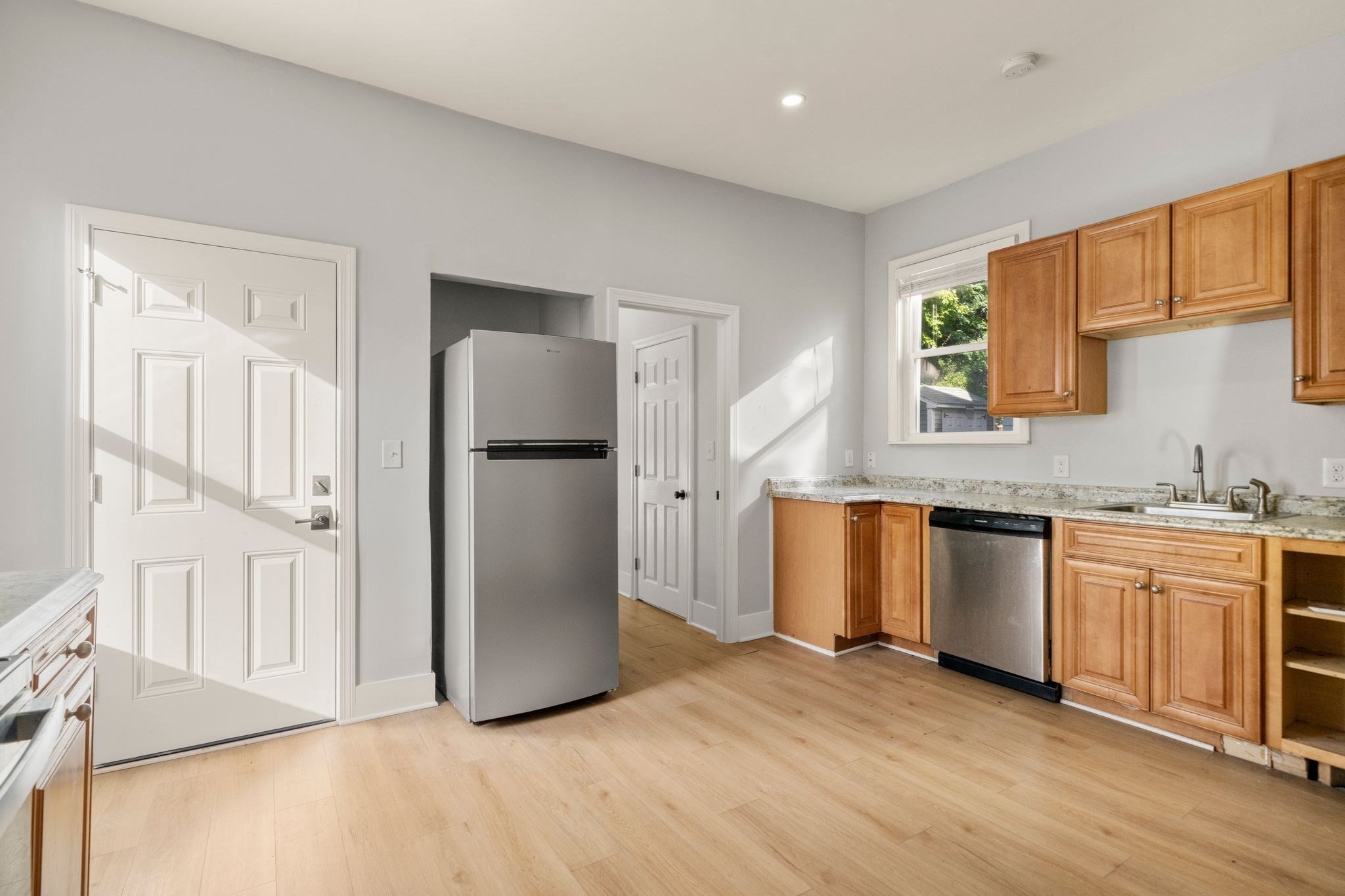 10 Jerome St # 1