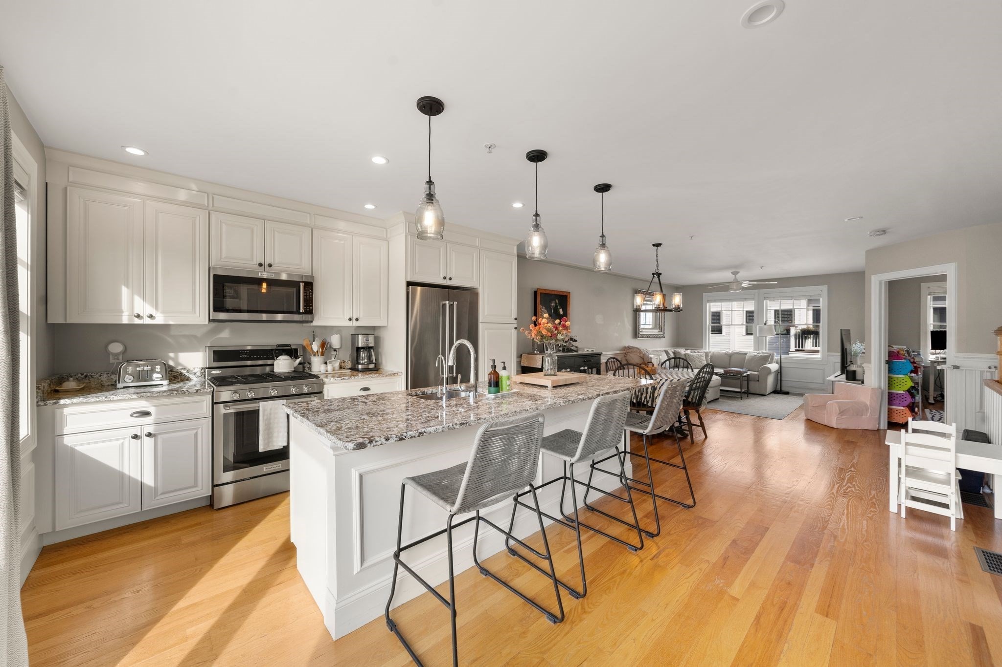 30 Park St # 3