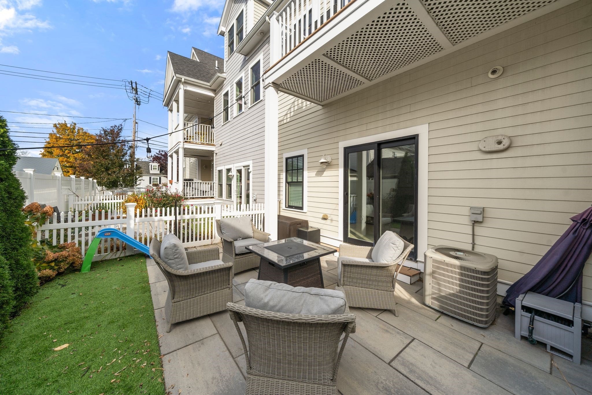 30 Park St # 3