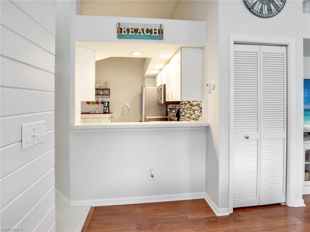 182 Newport DR # 1012