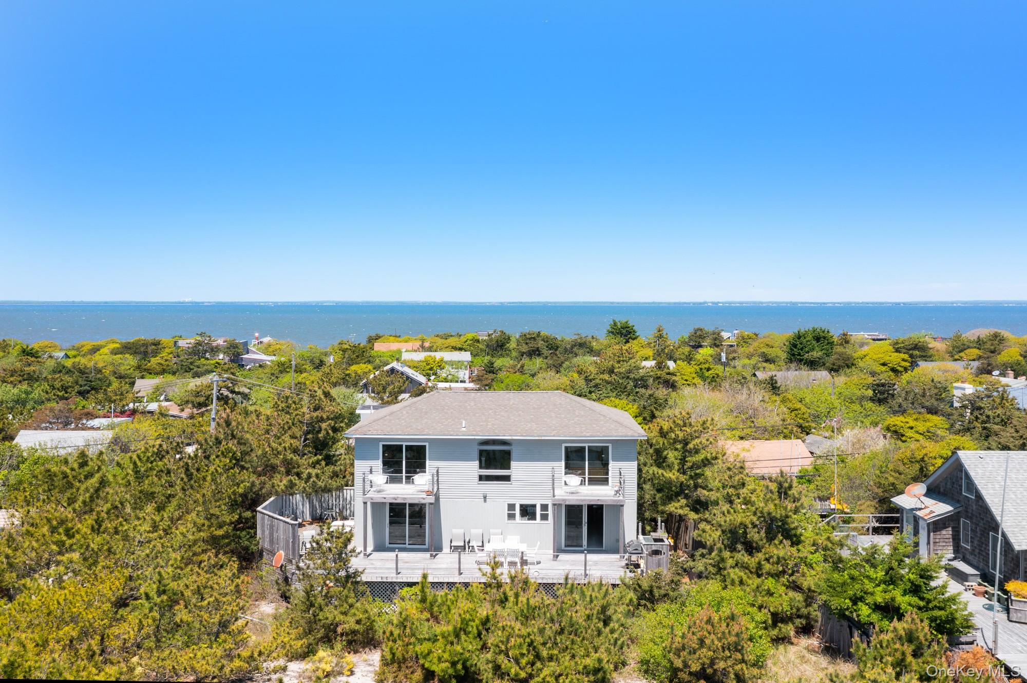 273 Lewis Walk