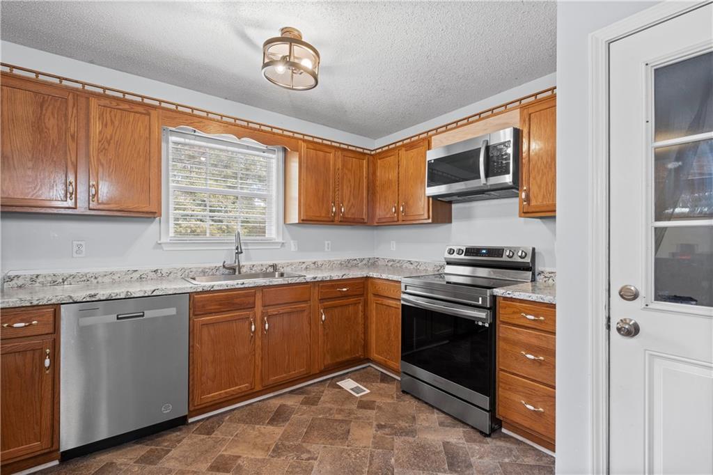170 Laurens Road