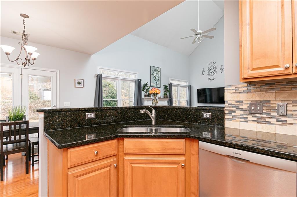 215 Northshore Crossing