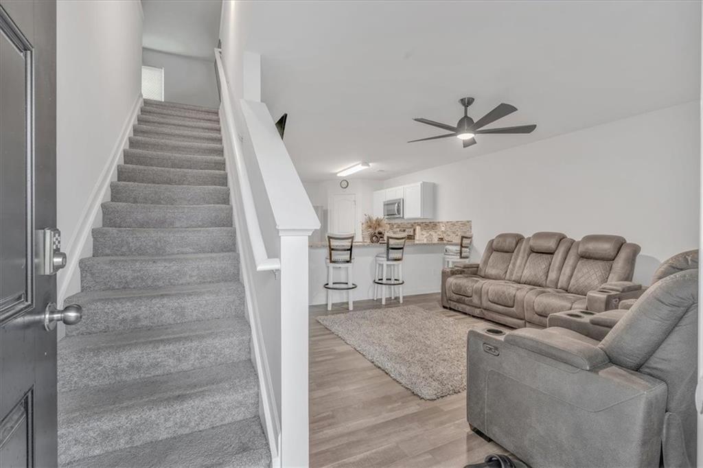 425 Abeer Street