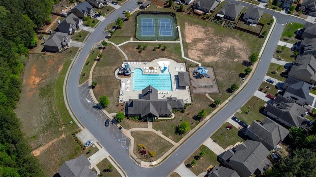 109 Oak Hollow Way