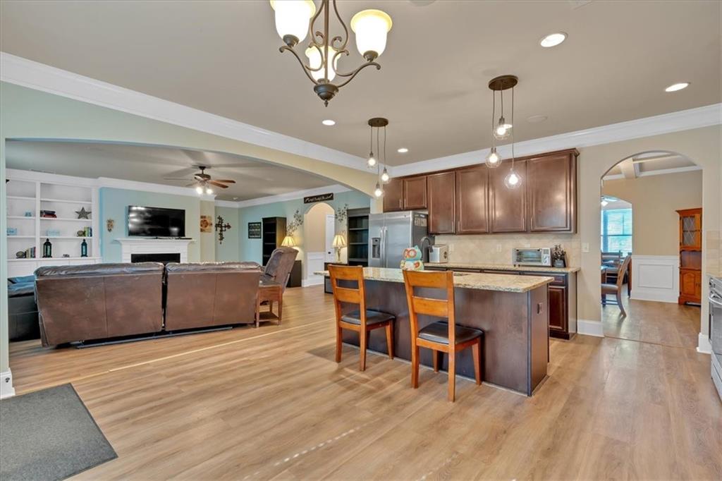 109 Oak Hollow Way