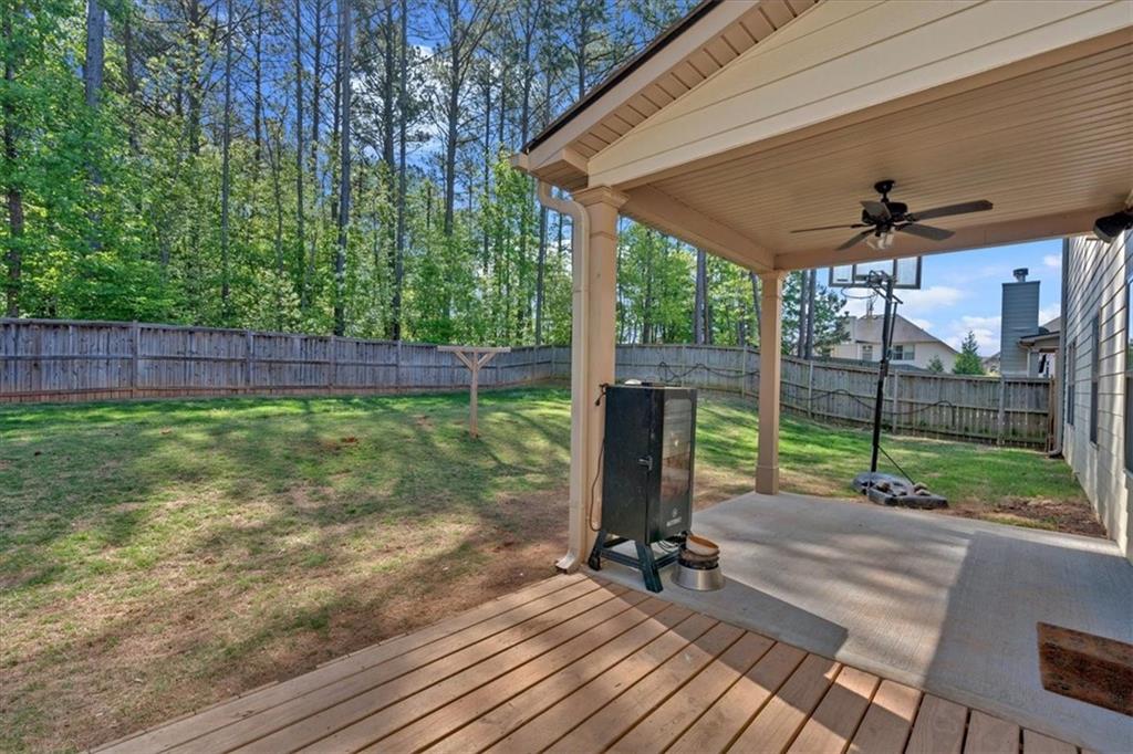 109 Oak Hollow Way