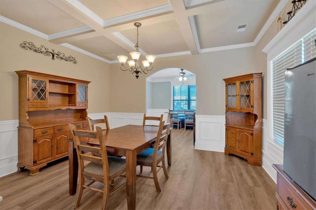 109 Oak Hollow Way