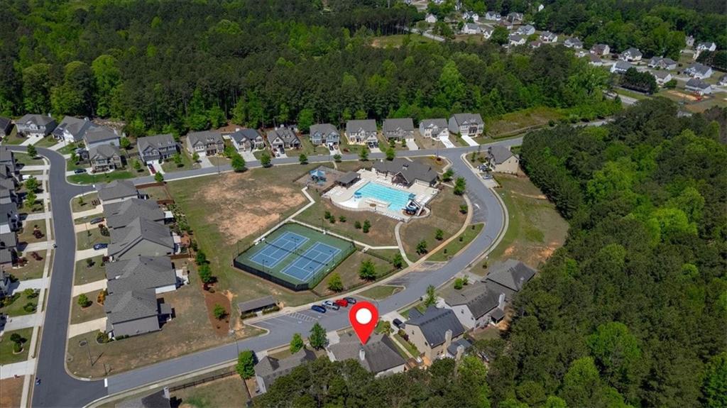 109 Oak Hollow Way