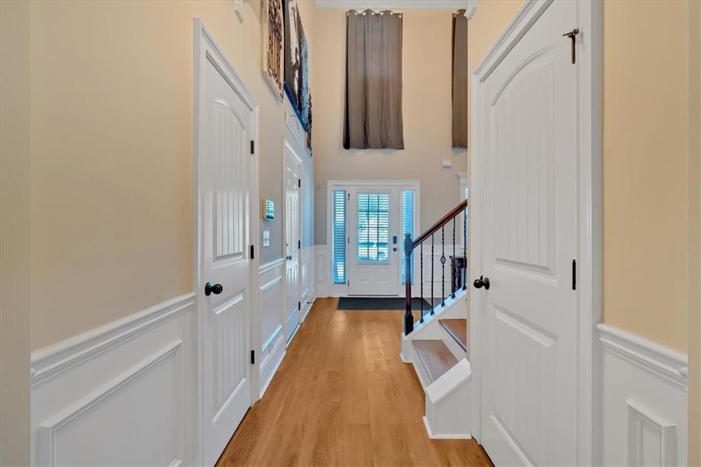 109 Oak Hollow Way