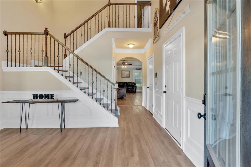 109 Oak Hollow Way
