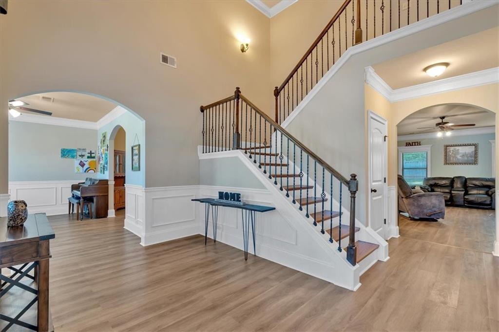 109 Oak Hollow Way